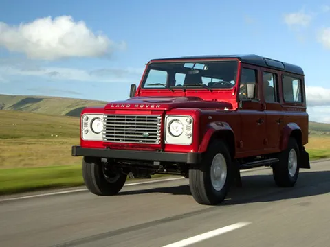 Land Rover Defender 2013 thêm màu và option